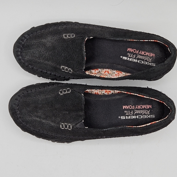 Sketchers leather slipon shoes size 7 - Picture 4 of 16